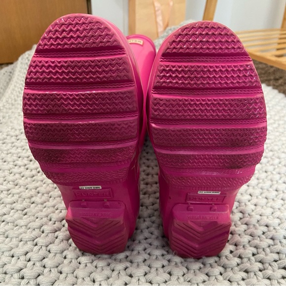 hunter pink tall rain boots - Picture 5 of 8